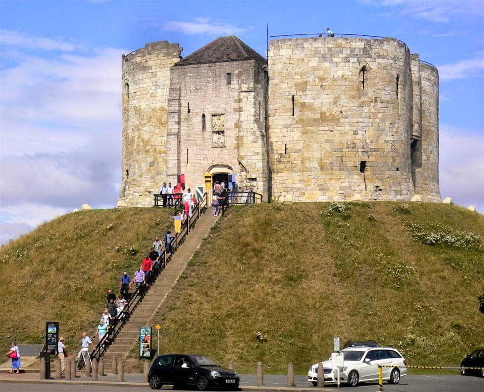 Descubre York, Tours en Español - Português - Walks & Hiking in york