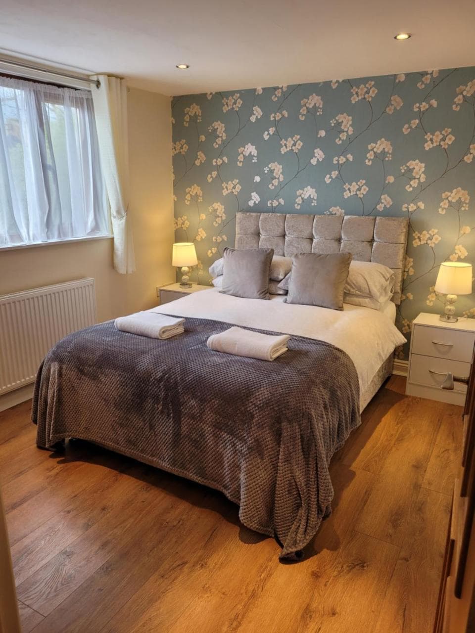 Elckys HOT TUB Holiday Lodge York, York, Yorkshire