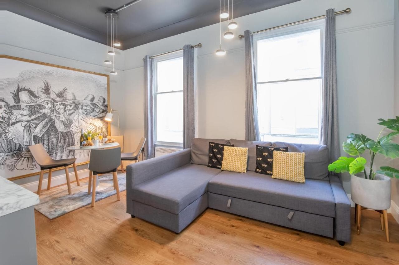 Fawkes Quarter in the centre of the city, sleeps 6, York, Yorkshire