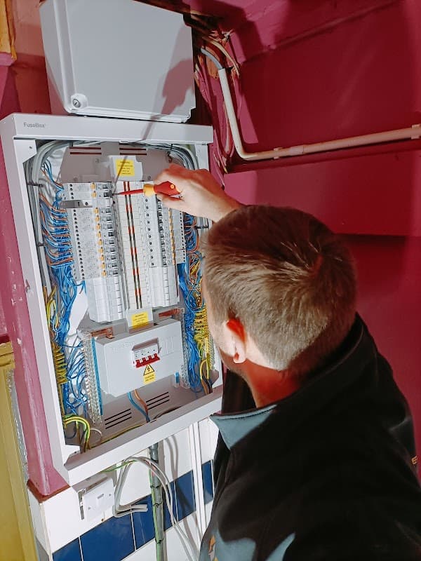 FF Electrical Services Ltd. - Electricians in york