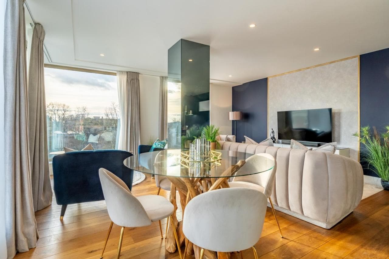 Accommodation at Four Zero Six @ Ryedale House in york