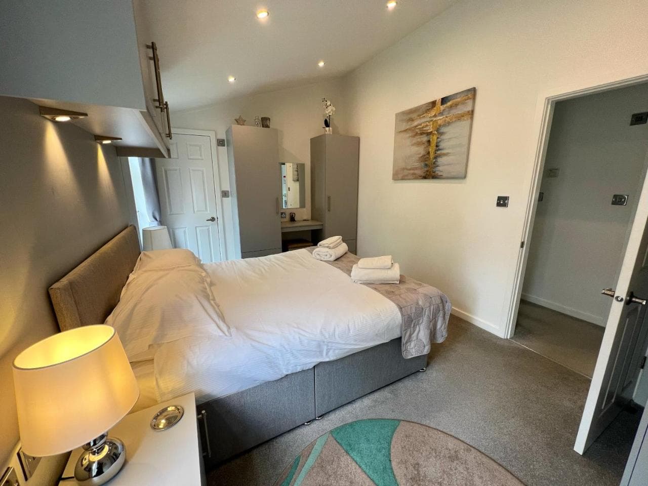 Fox Lodge at Owlet Hideaway - with Hot Tub, Near York, York, Yorkshire