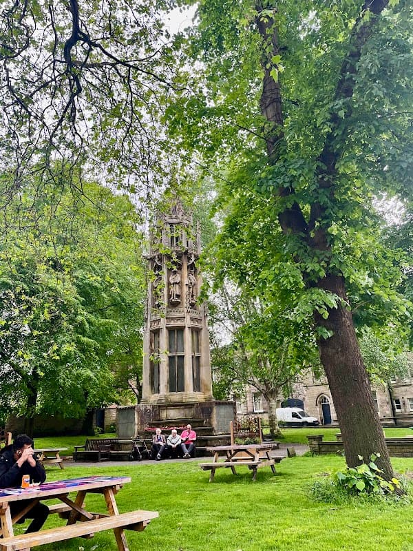 Garden Of Remembrance - War Memorials in york