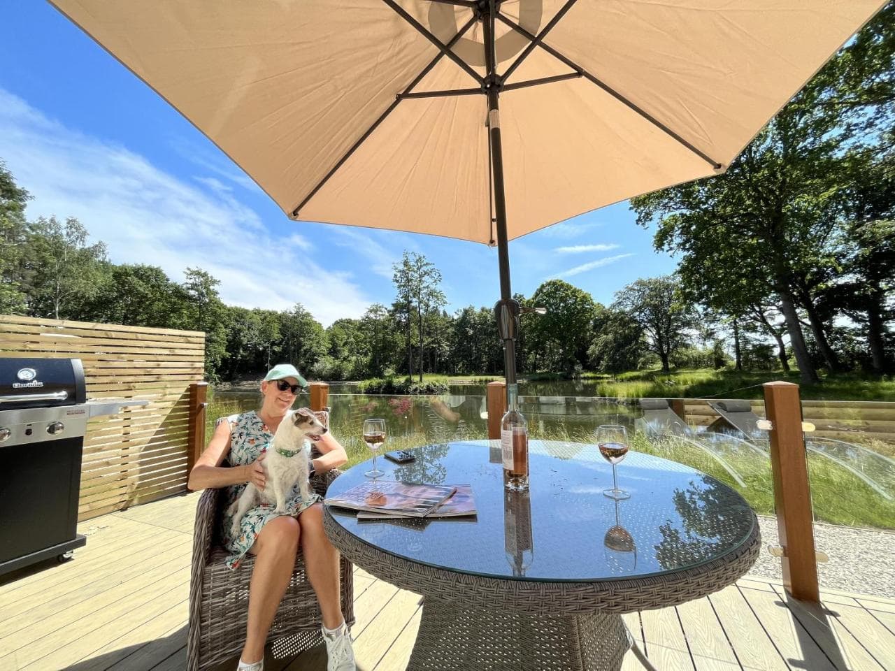 Rowan Boutique Lodge for couples with a dog - Lodge in york