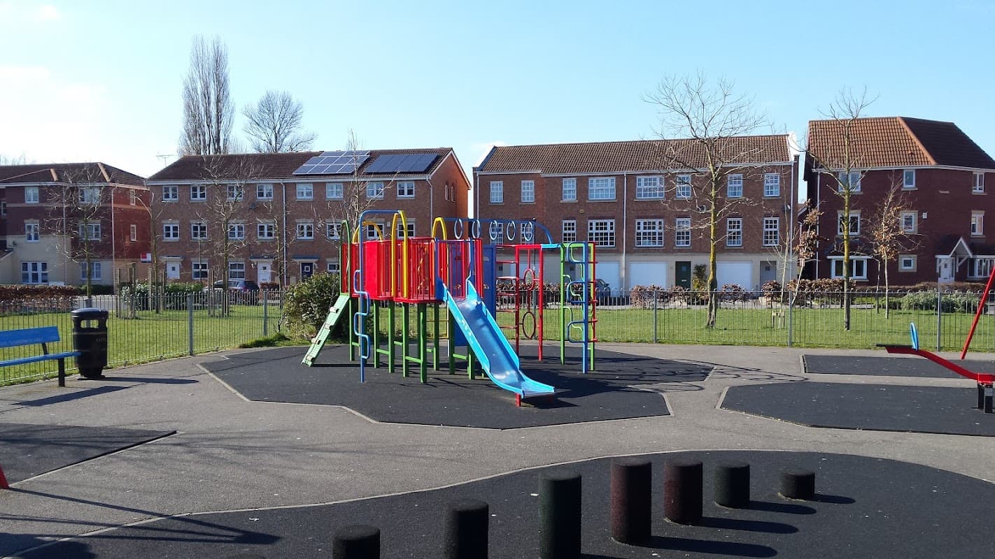 Sovereign Park Playground - Playgrounds in york
