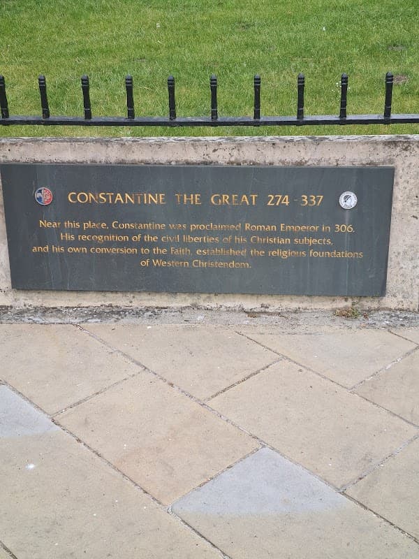 The Queen's Path - Historic Site in york