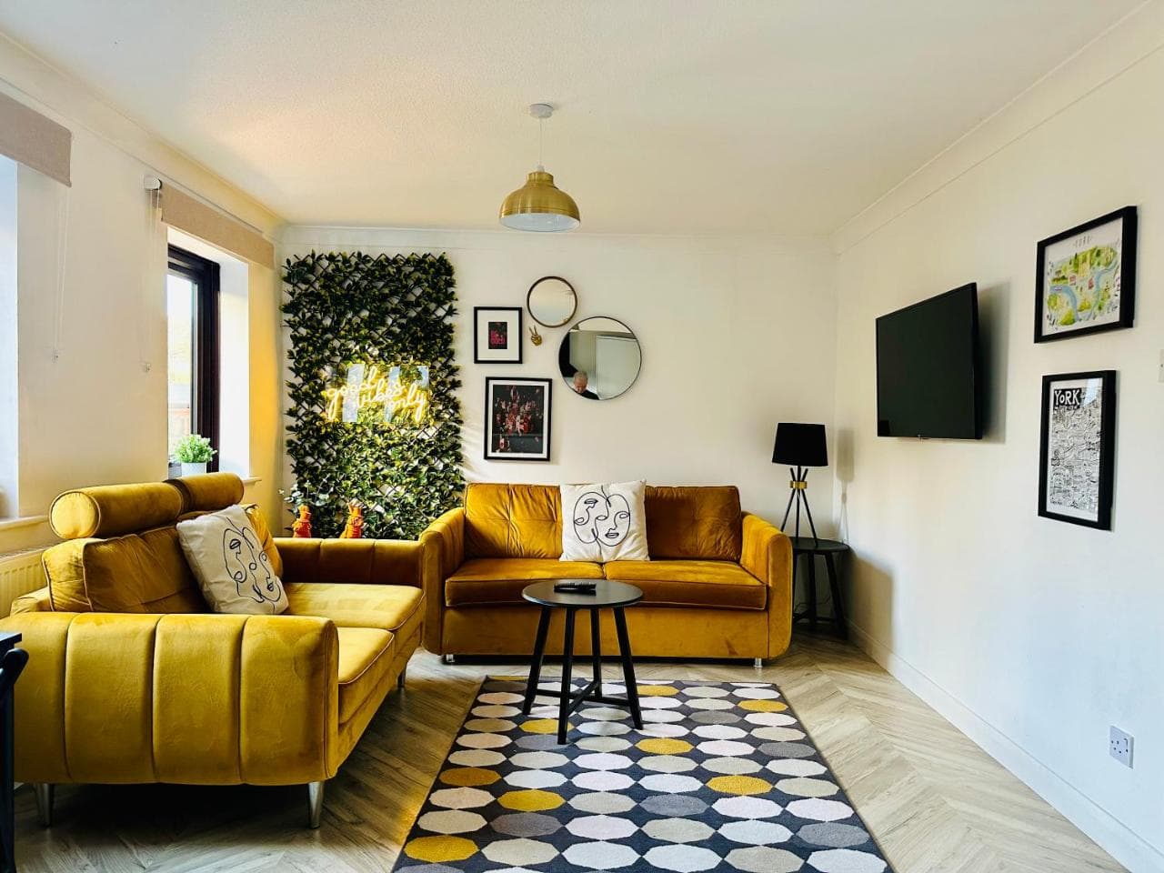 Accommodation at Tower 58Funky, Central, Free Parking in york