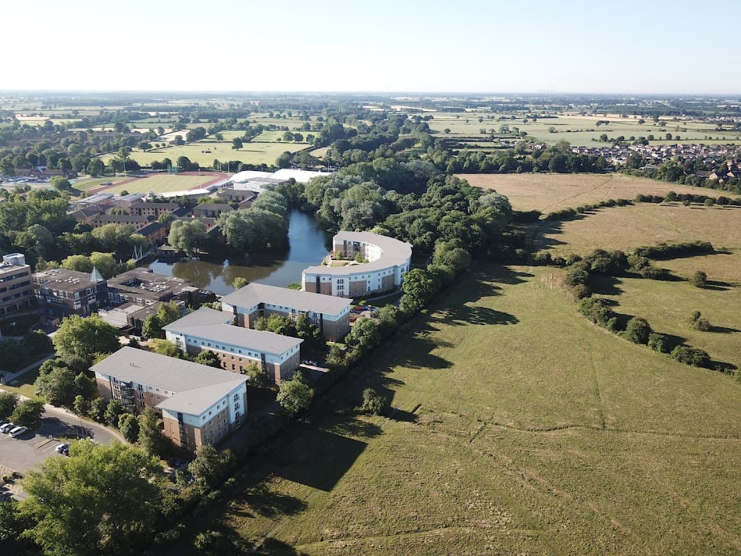 Wentworth College - York - Universities in york