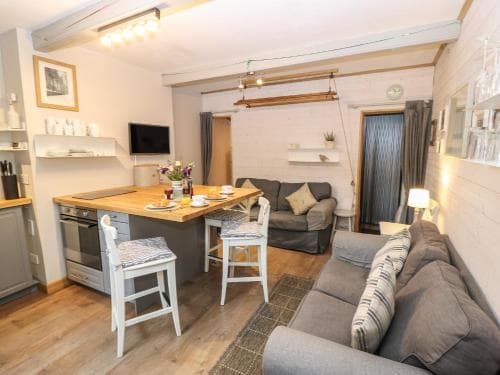 Bell Cottage Image 3