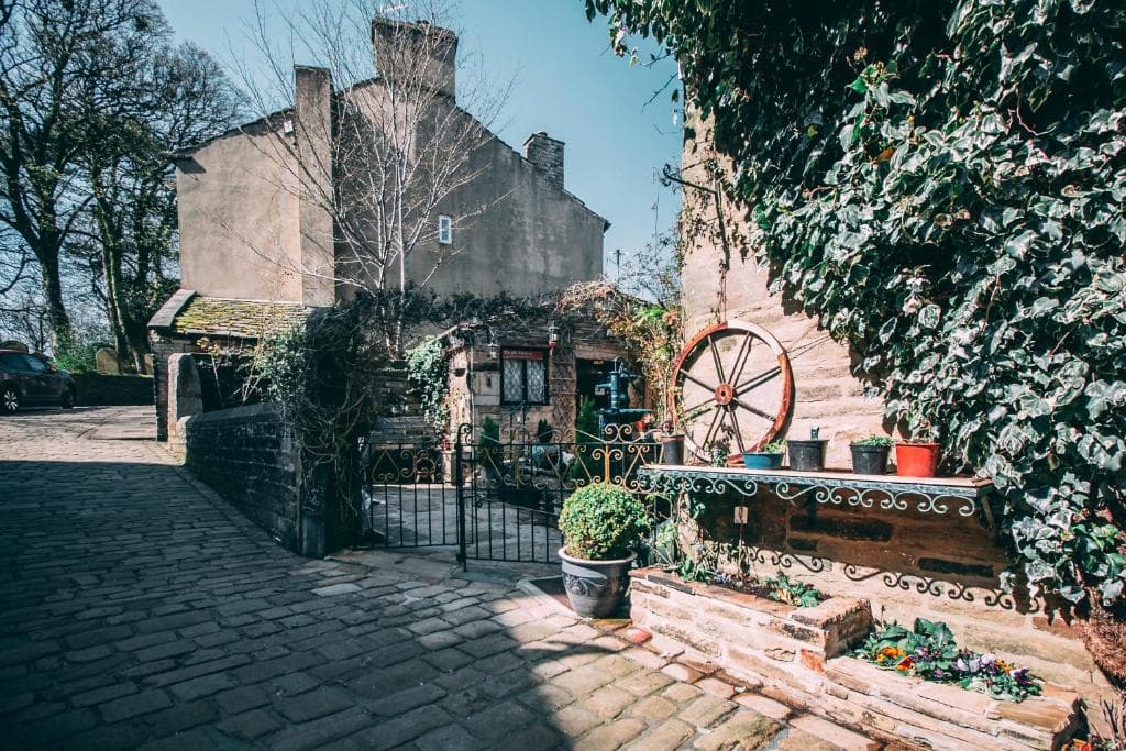 Wool Combers Rest & Brönte Parsonage - Haworth Image 5