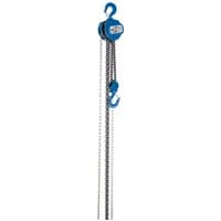 Blue Draper Expert chain hoist with dual hooks and long metal chains, 2-tonne capacity.