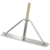 Draper Expert smoothing lute with wide silver blade and sturdy ash wood shaft.