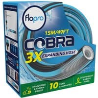 FloPro Cobra expanding hose pipe set with blue and gray coiled hose, 15m length, in a blue and green box.