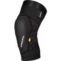 Black Endura MT500 D3O® knee pads with hard shell, adjustable straps, and breathable mesh fabric.