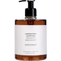 Amber bottle with black pump, white label reading "Laboratorio Olfattivo Distillato 17 Liquid Soap 500 ml."