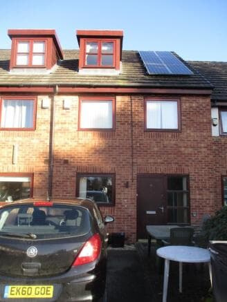 6 bed Terraced to rent in york