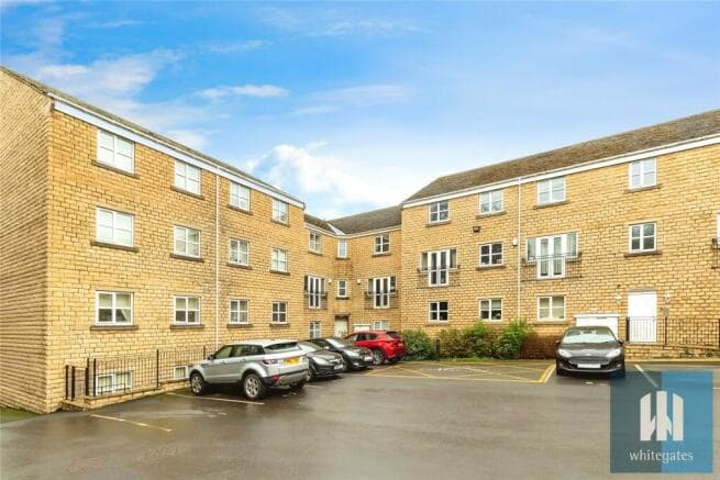 2 bed Apartment to rent in brighouse