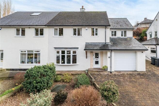 4 bed Semi-Detached for sale in shipley