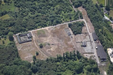 Storage to rent in leeds