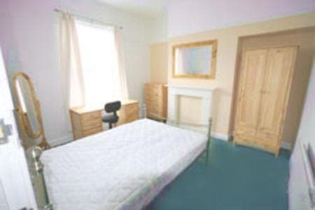4 bed House to rent in hull