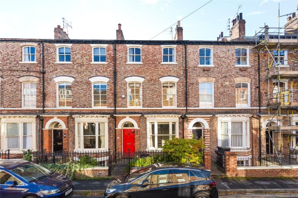 4 Bedroom Terraced House For Sale In Portland Street, York, North Yorkshire, Yo31