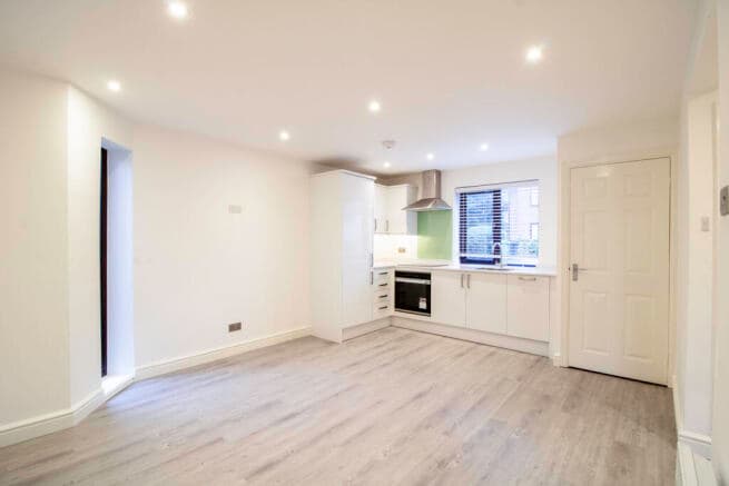 2 bed Flat to rent in pudsey