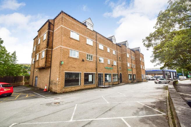 2 bed Apartment to rent in shipley