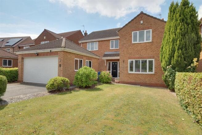 4 bed Detached for sale in hull