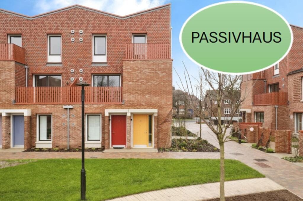 1 Bedroom Flat For Sale In Duncombe Square, Burton Stone Lane, York, Yo30 in york