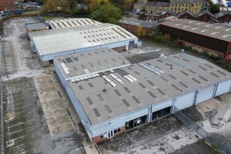 Showroom for sale in batley