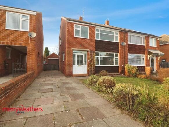 3 bed Semi-Detached to rent in rotherham