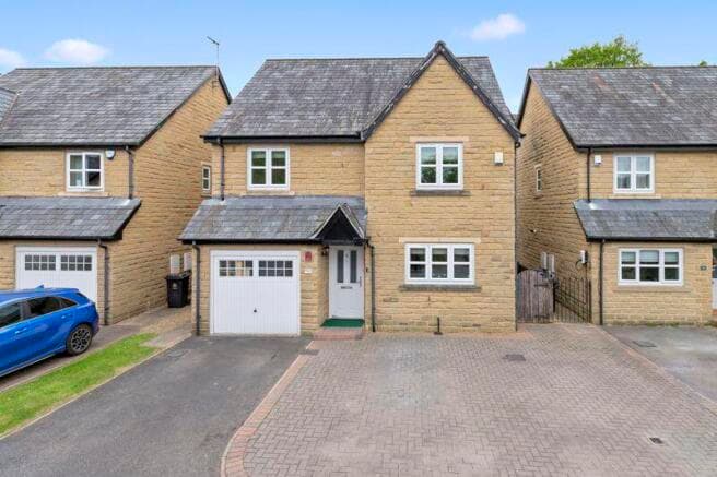 4 bed House for sale in shipley