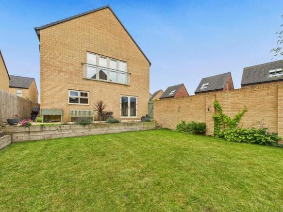 4 bed House for sale in castleford