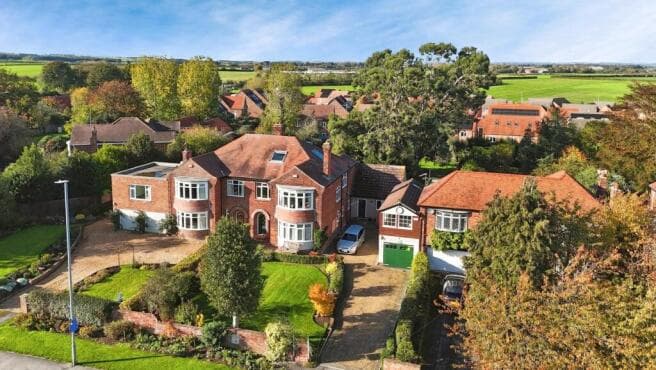 5 bed Semi-Detached for sale in beverley