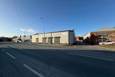 Light Industrial for sale in hull