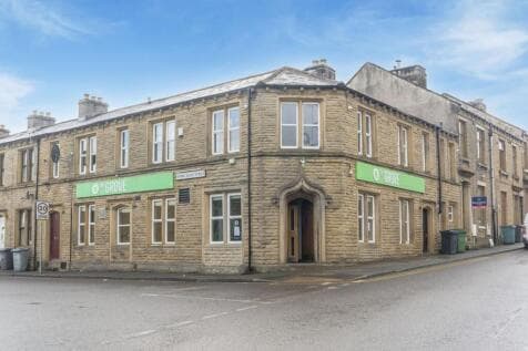 Pub for sale in huddersfield