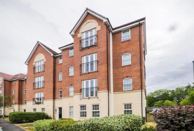 2 bed Apartment to rent in pontefract