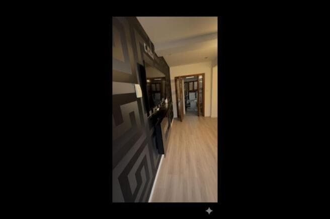 3 bed Serviced Apartments to rent