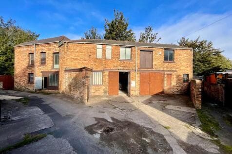 Warehouse for sale in scarborough
