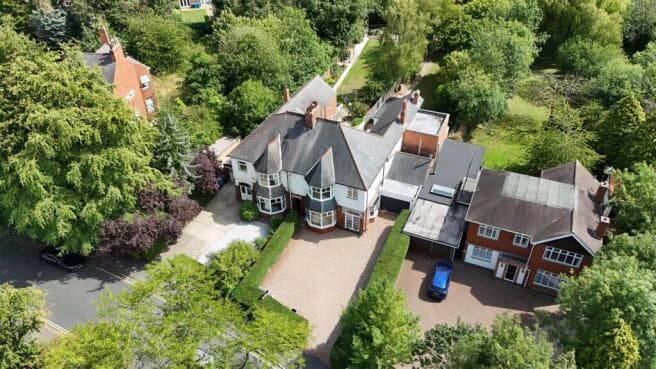 6 bed Semi-Detached for sale in hull