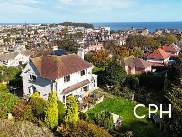 3 bed Detached for sale in scarborough