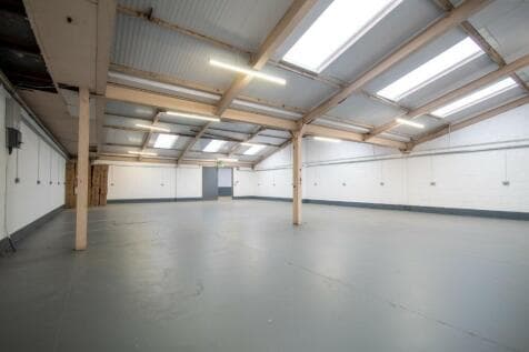 Light Industrial to rent in rotherham