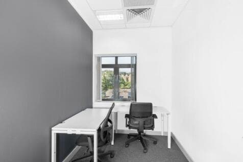 Serviced Office to rent in shipley