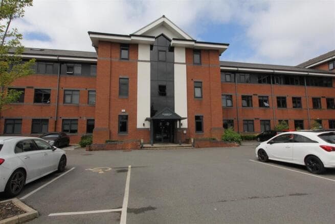 2 bed Flat to rent in pudsey