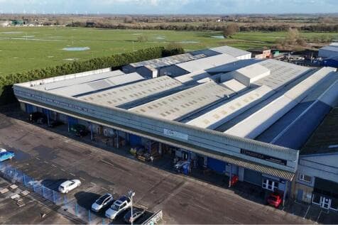 Light Industrial to rent in beverley