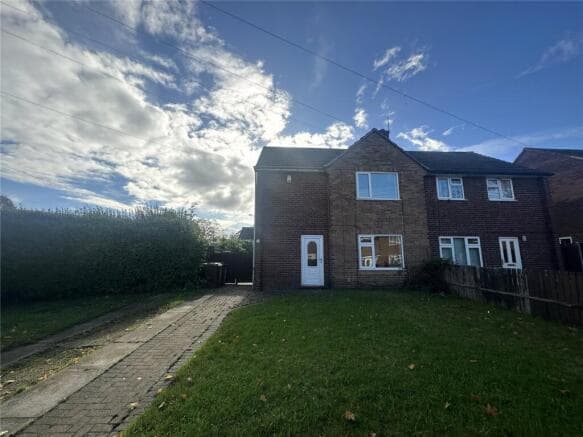 3 bed Semi-Detached to rent in castleford