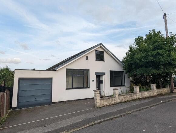 4 bed Detached Bungalow to rent in rotherham