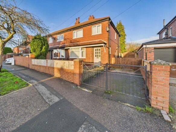 3 bed Semi-Detached to rent in pontefract