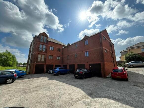 42 bed Apartment for sale in huddersfield