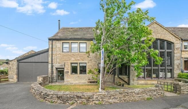 5 bed Barn Conversion for sale in keighley